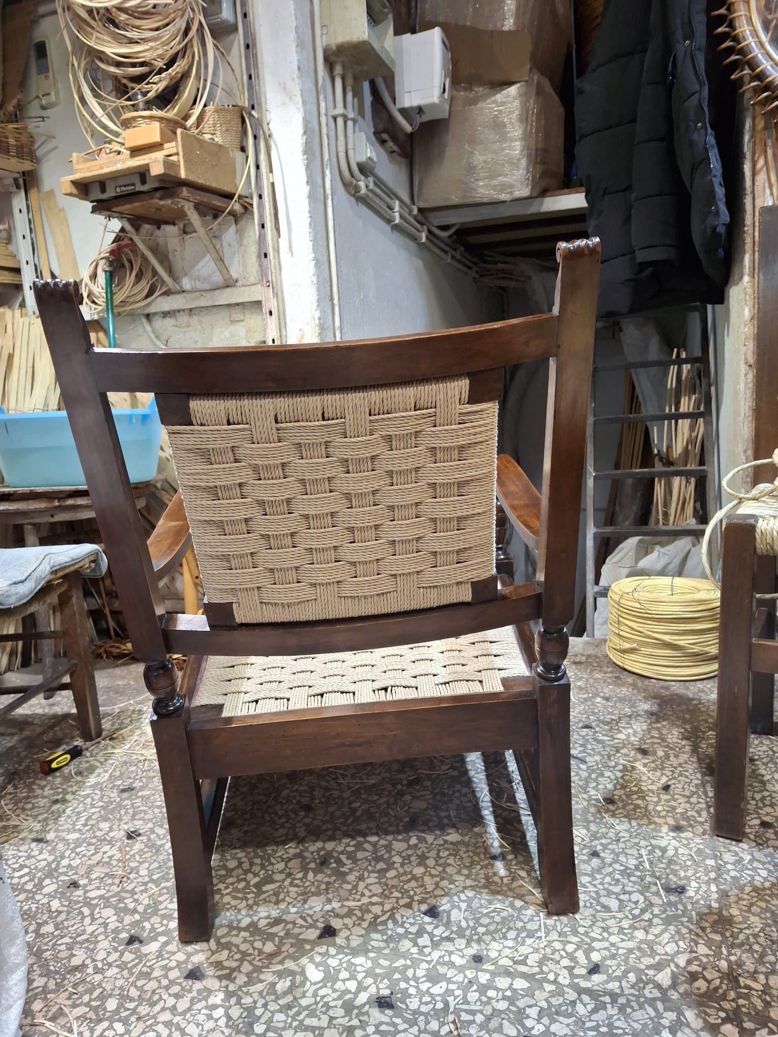 Sedie impagliatura cordoncino e cordino a scacchi retro